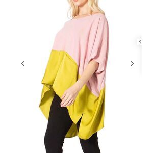 Vertigo NWT Colorblock Asymmetrical Oversized Blouse Size Small/Medium